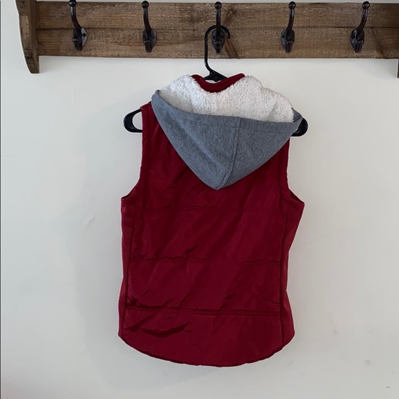 Red Vest - Picture 2 of 3
